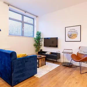 Modern 2- Bedroom In Redhill! Redhill (Surrey)